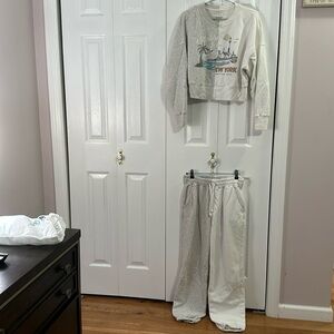 A&F Malibu NY Sweatshirt Set